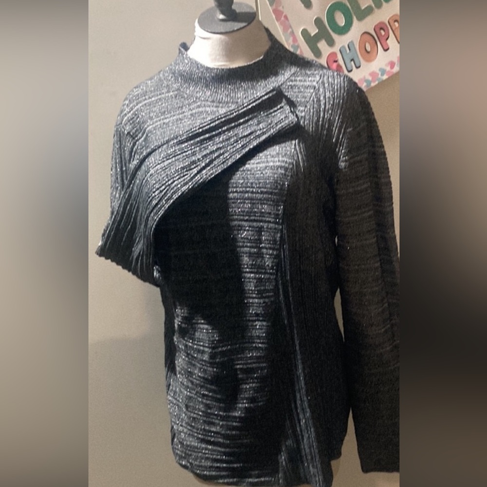 INC International Concepts Size XL Woman’s Holiday PartySweater Metallic Threads
